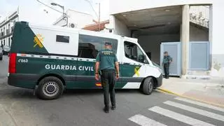 Prisión provisional sin fianza para los policías detenidos en Alcalá de Guadaíra en una operación antidroga