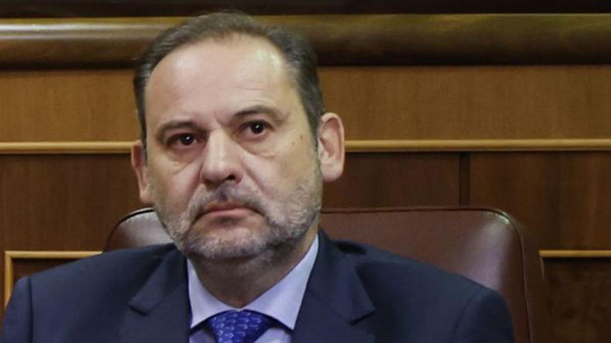 José Luis Ábalos, ara diputat del Grup Mixt, la setmana passada en un ple al Congrés dels Diputats. | SERGIO PÉREZ / EFE José Luis Ábalos, ara diputat del Grup Mixt, la setmana passada en un ple al Congrés dels Diputats. | SERGIO PÉREZ / EFE