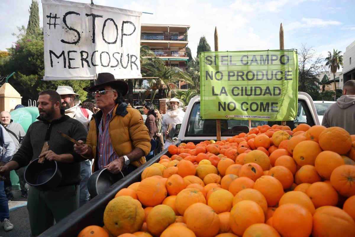 Protestas del campo malagueños, tras la firma del acuerdo Mercosur