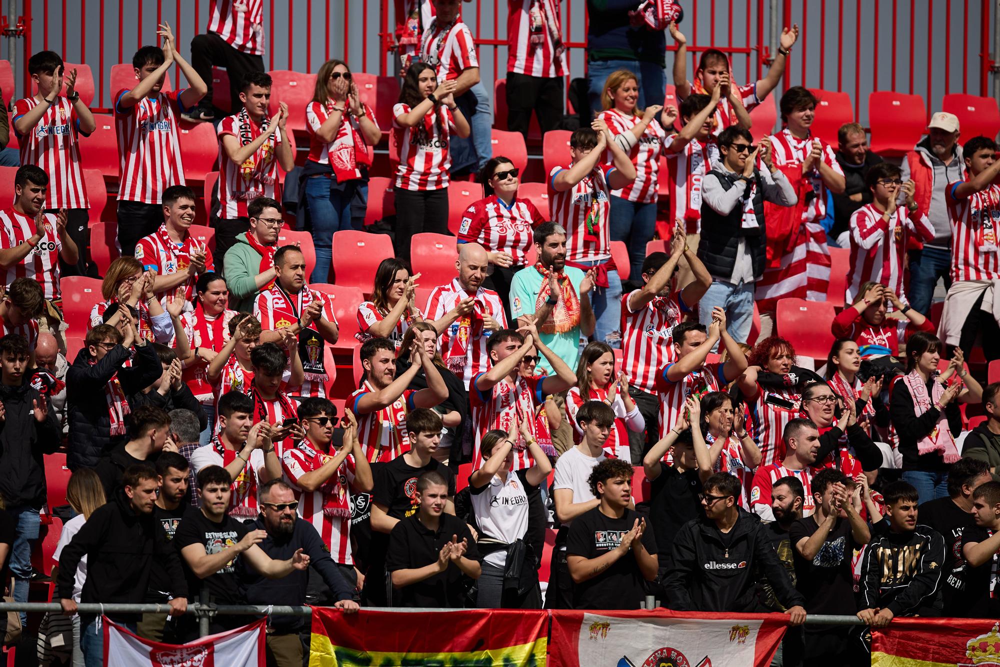 Imágenes del ansiado triunfo del Sporting en su visita al Mirandes