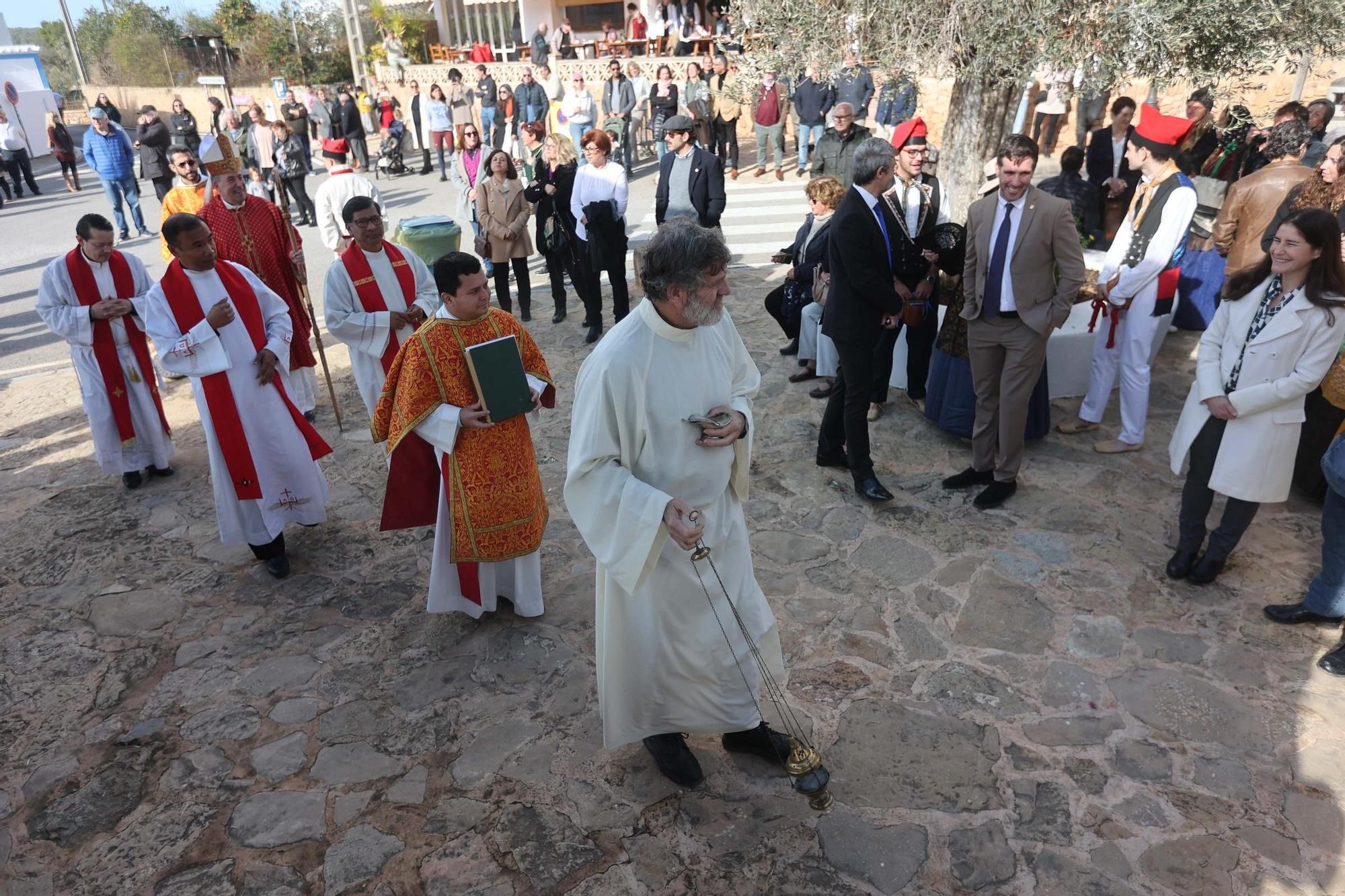 Todas las imágenes del día de Santa Inés en Ibiza