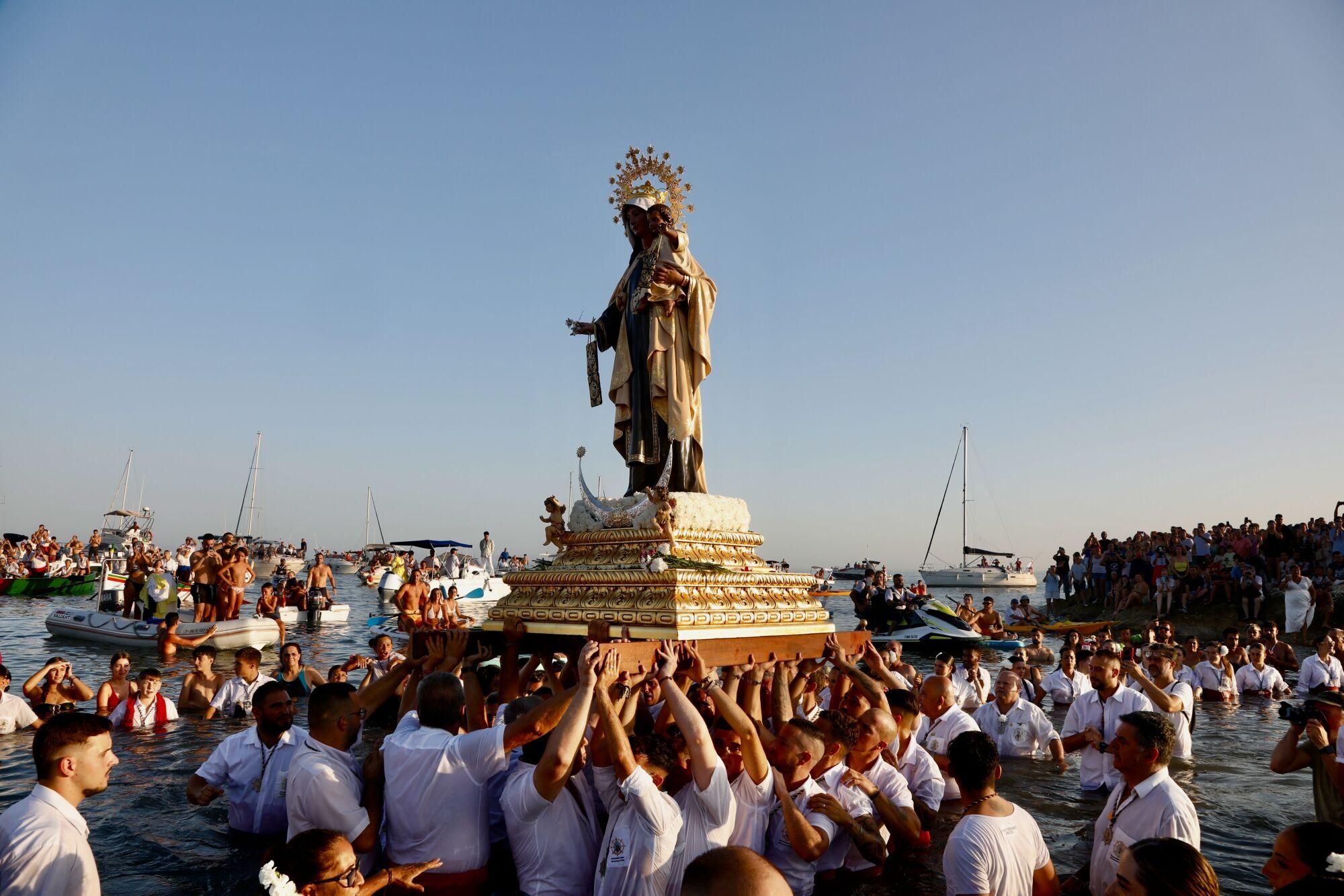 Procesión de la Virgen del Carmen de la barriada de El Palo
