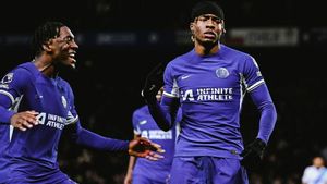 Noni Madueke marcó el gol de la victoria ante el Palace