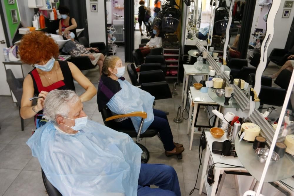 Apertura de las peluquerías con muchas medidas de seguridad en la Fase 0.