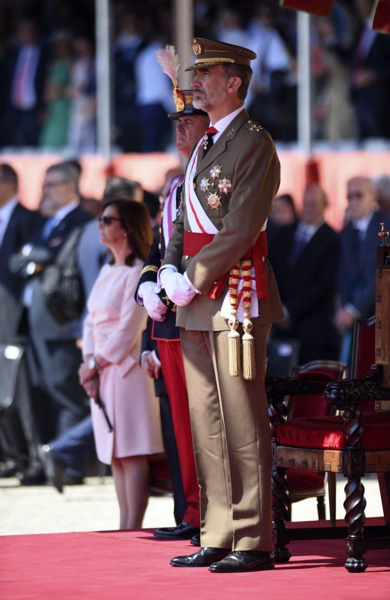 Visita de Felipe VI a la Academia General Militar de Zaragoza