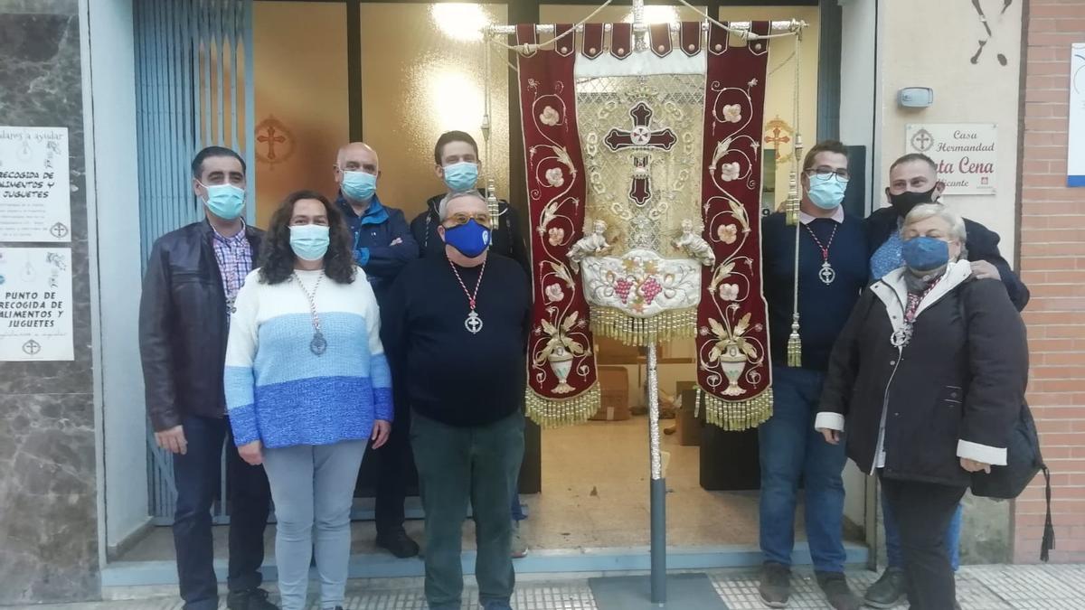 Miembros de la Hermandad de la Santa Cena que han coordinado la campaña.