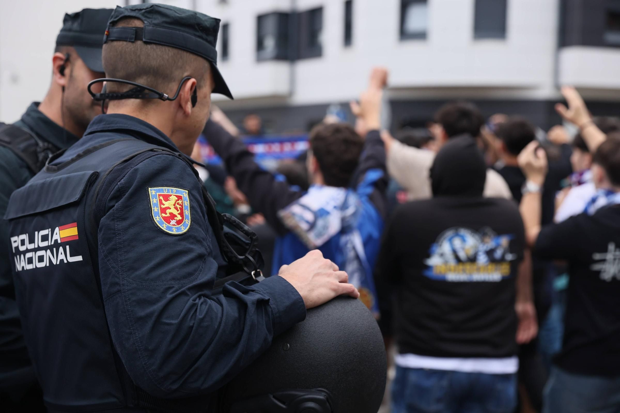 EN IMÁGENES: Avilés se tiñe de blanquiazul para la final por el ascenso ante el Rayo Majadahonda
