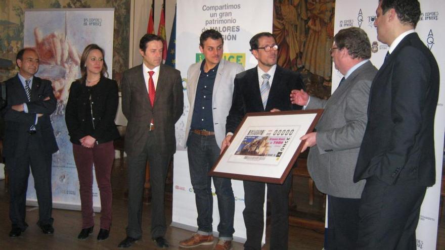 Presentación en Toro del cupón de la ONCE sobre la Semana Santa toresana.