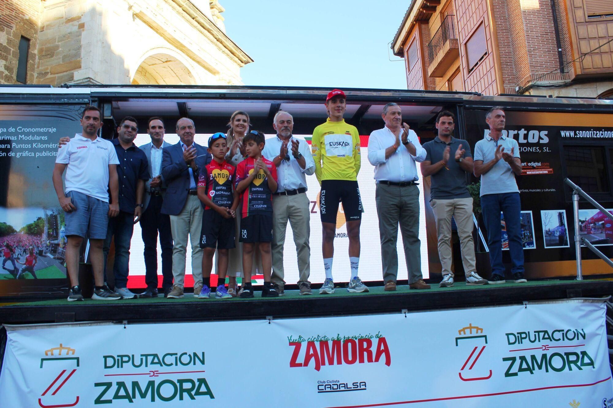 Prueba contrarreloj en Benavente de la Vuelta Ciclista a Zamora