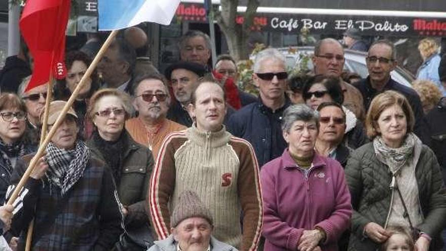Úna concentración de la CIG a favor de las pensiones en Moaña // S.Á.