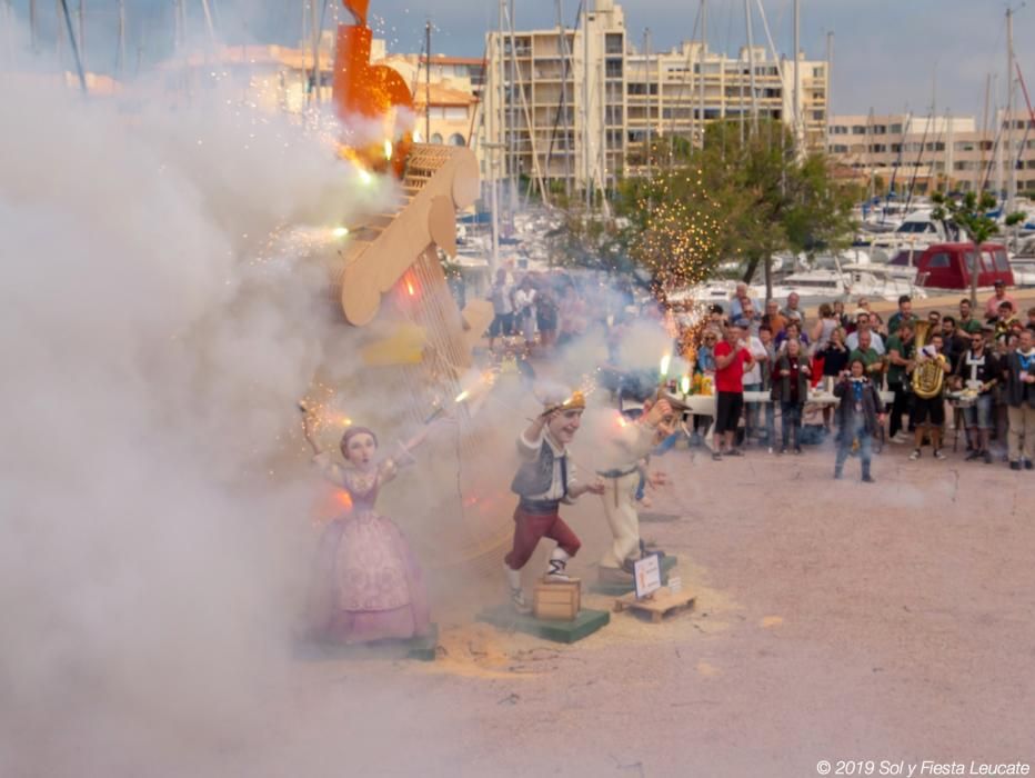 Las Fallas se exhiben en el Festival sol y Fiesta de Leucate (Francia)