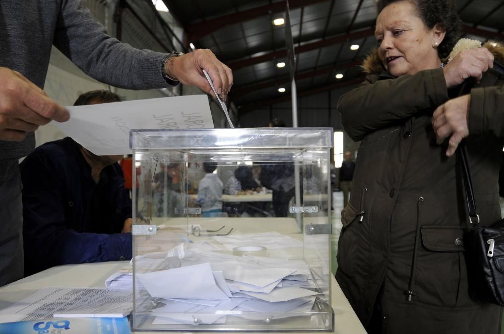 La jornada electoral en Deza