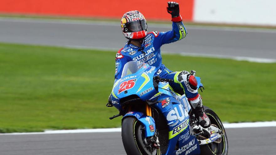 Maverick Viñales se gradúa  en el circuito de Silverstone