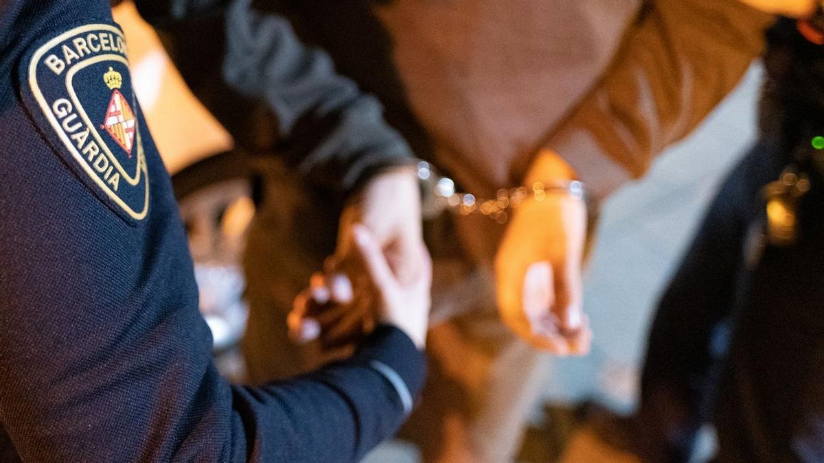 Detención practicada por la Guardia Urbana de Barcelona