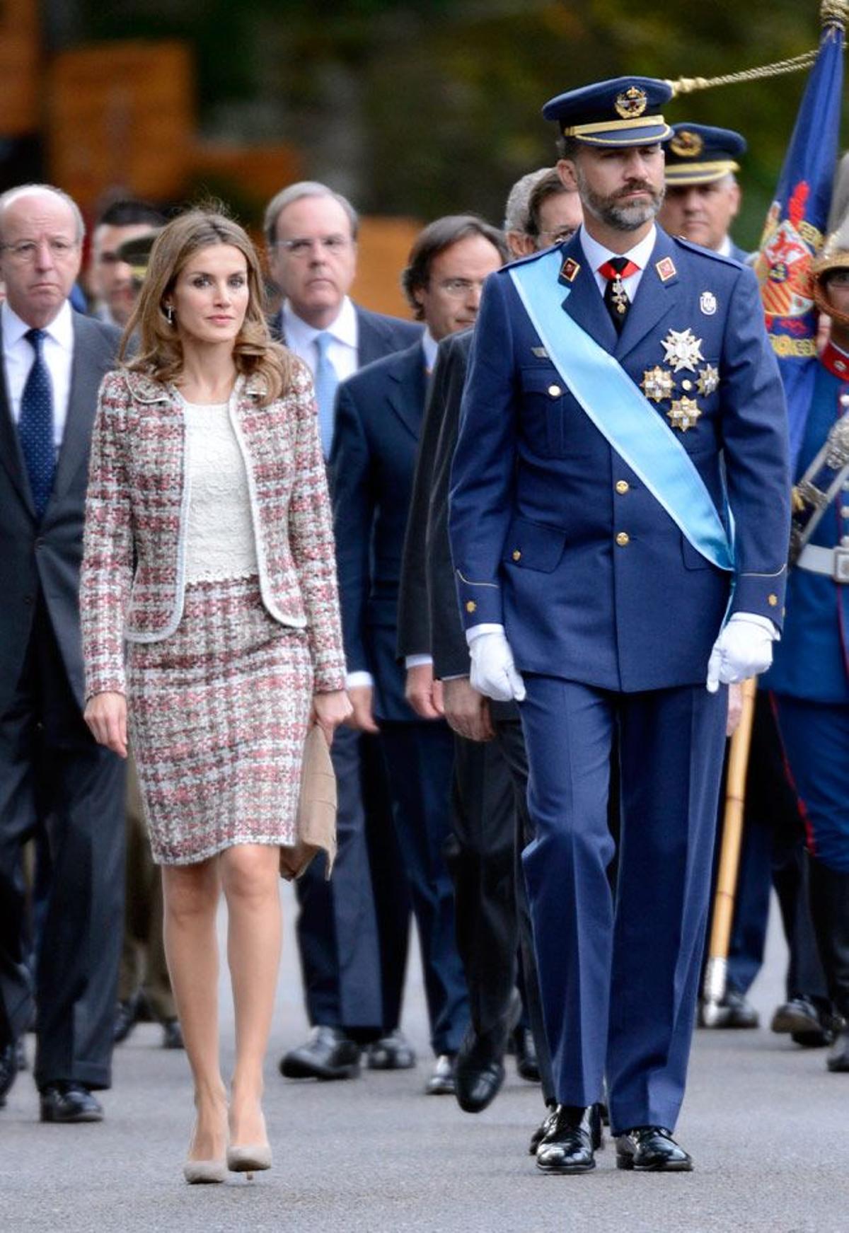 Letizia Ortiz y Felipe VI en el desfile del Día de la Hispanidad en 2012