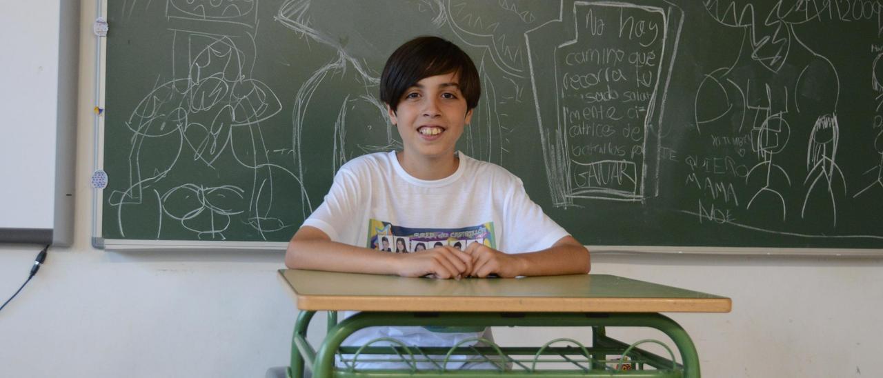 Íker Fernández, ayer, en el colegio Castrillón de Coiro