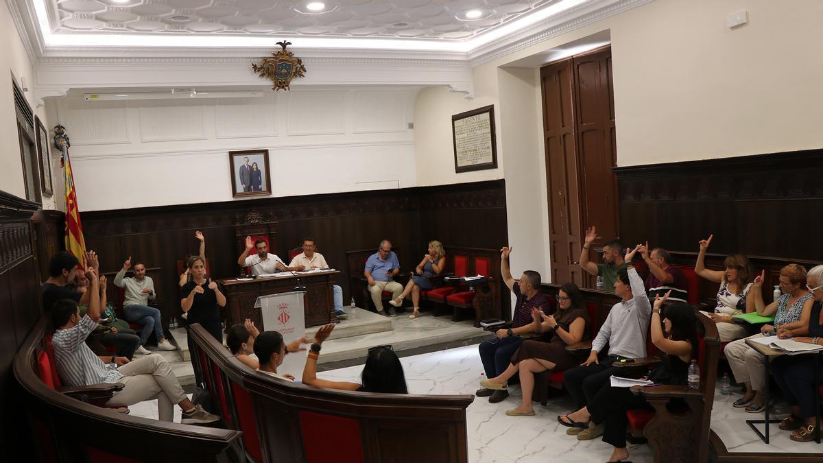 Votación en el pleno de Sagunt.