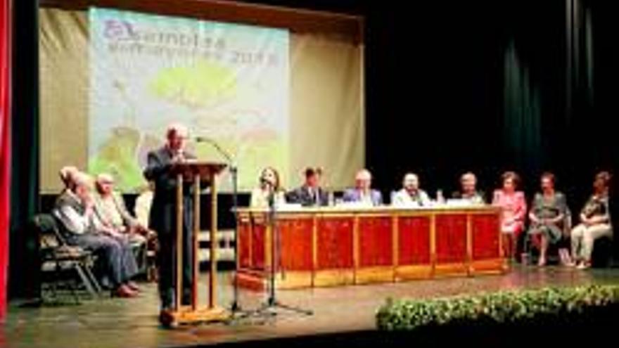 El Teatro Garnelo acoge la Asamblea de Mayores