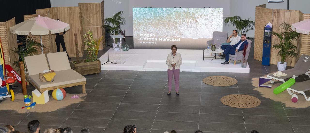 La alcaldesa, Onalia Bueno, durante su intervención en el acto de presentación de la nueva marca comercial de Gestiona.