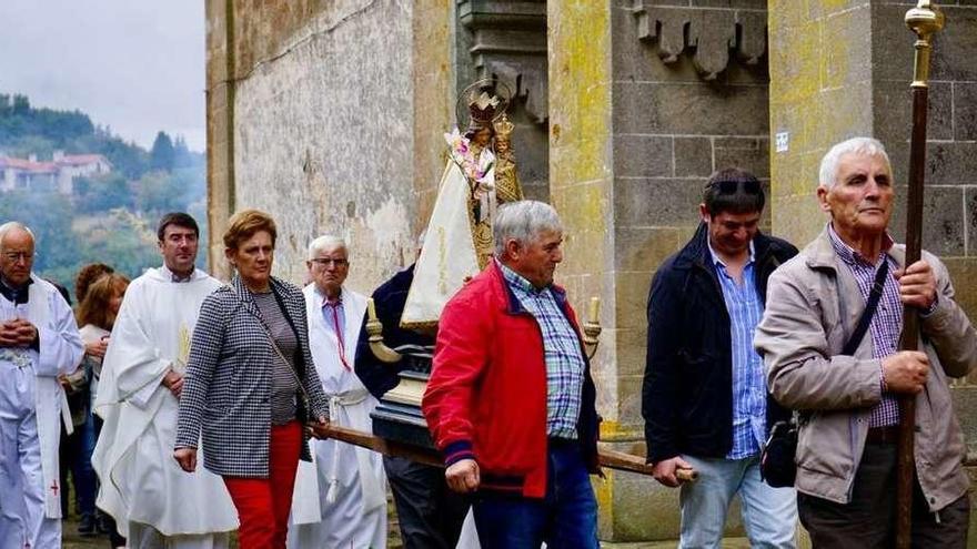 El santuario de Abades honra a la Virgen de los Desamparados