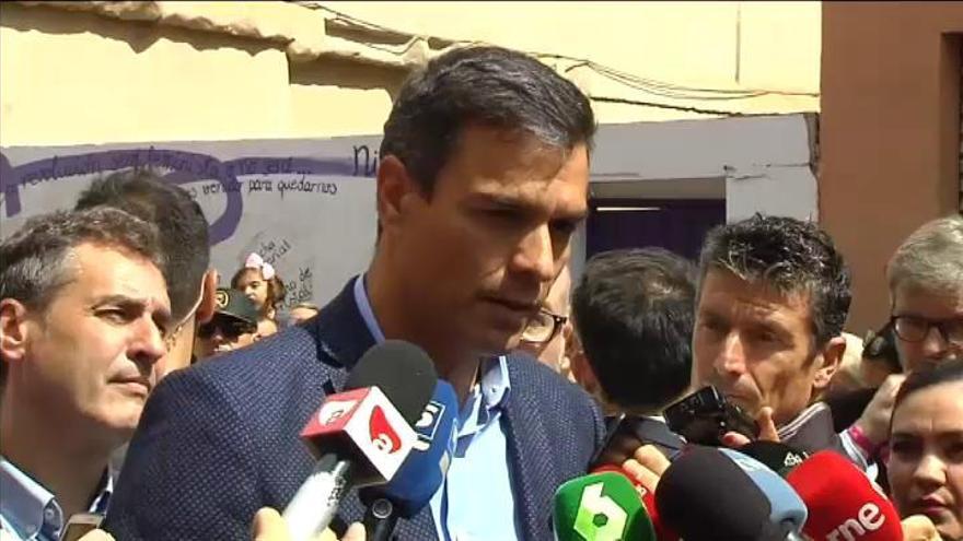 Sánchez no ve "ningún obstáculo real" para que Cs y PP se abstengan