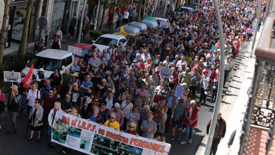 Concentración de los pensionistas en Santa Cruz de Tenerife en marzo de 2018.