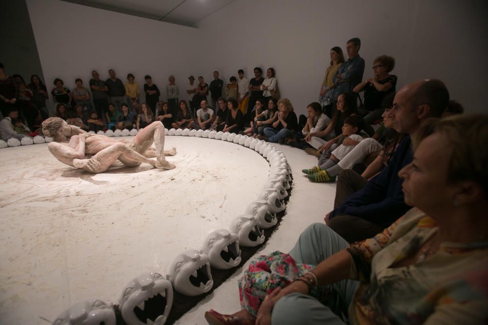 El espectáculo escenifica el ritual de una ofrenda en culturas antiguas