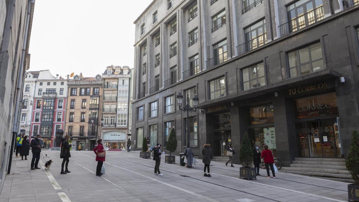 La oficina principal de Correos en Oviedo