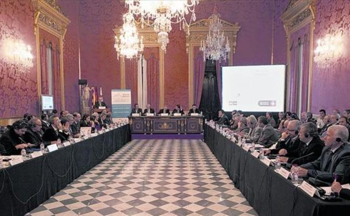 ACTE INAUGURAL. La presentació es va celebrar a la Casa Llotja de Mar ACTE INAUGURAL. La presentació es va celebrar a la Casa Llotja de Mar