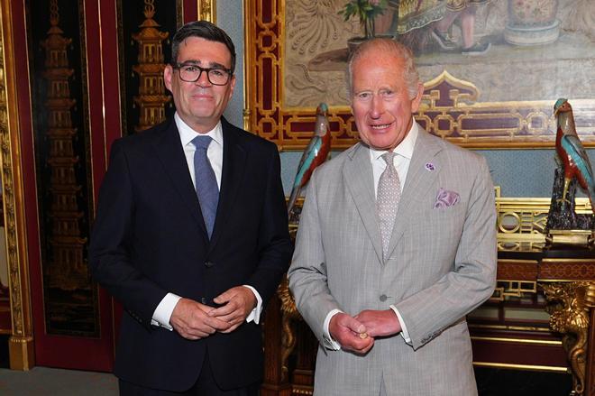 Burnham promete un nuevo modelo político y económico para Reino Unido en su estreno como primer ministro