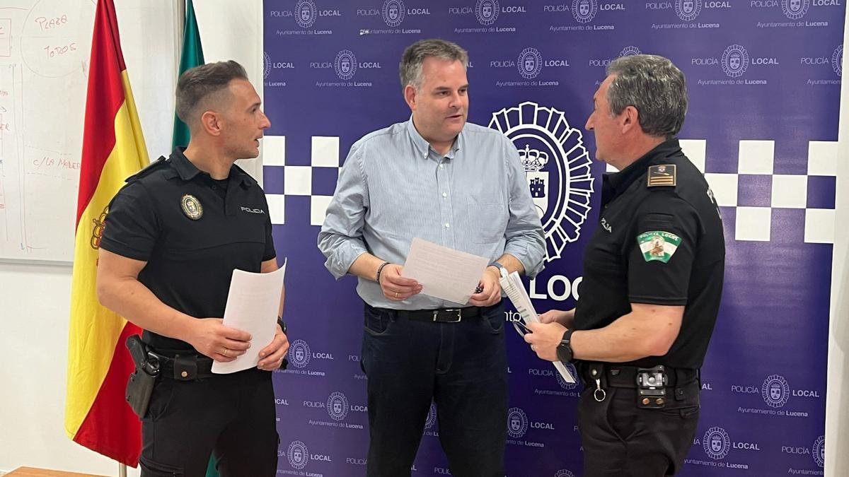 David Navas, Ángel Novillo y José Pino, tras la rueda de prensa.