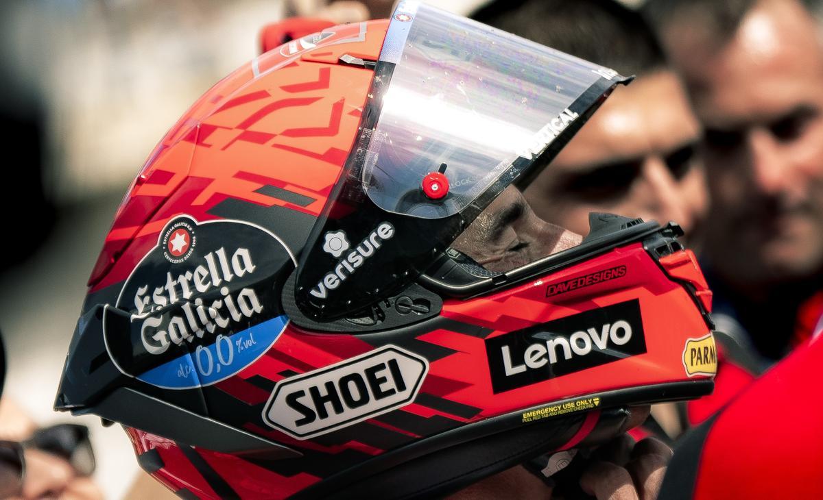 Marc Márquez (Ducati), pensativo en la parrilla de la carrera al sprint de ayer en Balatón Park.
