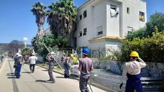 Desalojan de forma pactada y sin incidentes a 26 familias de una finca okupada desde 2011 en Xàbia