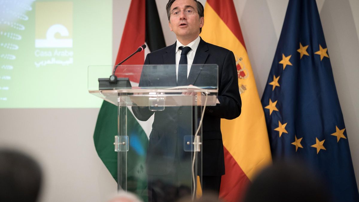 Archivo - El ministro de Asuntos Exteriores, Unión Europea y Cooperación, José Manuel Albares, interviene durante el acto de conmemoración del primer aniversario del reconocimiento del Estado de Palestina, en Casa Árabe, a 28 de mayo de 2025, en Madrid (E