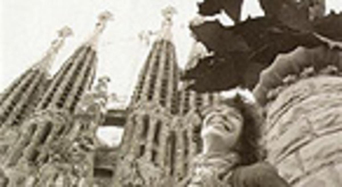 Jane Birkin, al costat de la Sagrada Família, l’any passat.