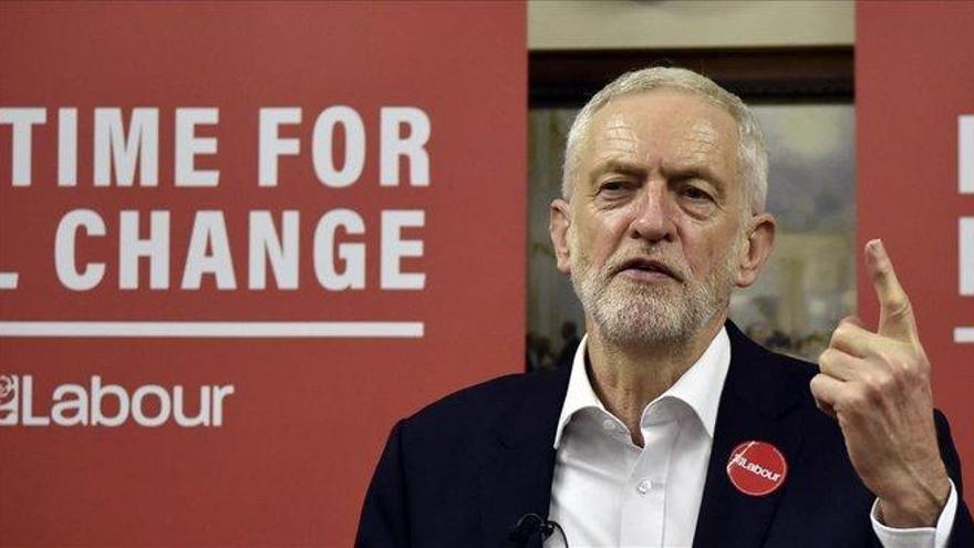 Corbyn presenta un programa con ambiciosas reformas sociales