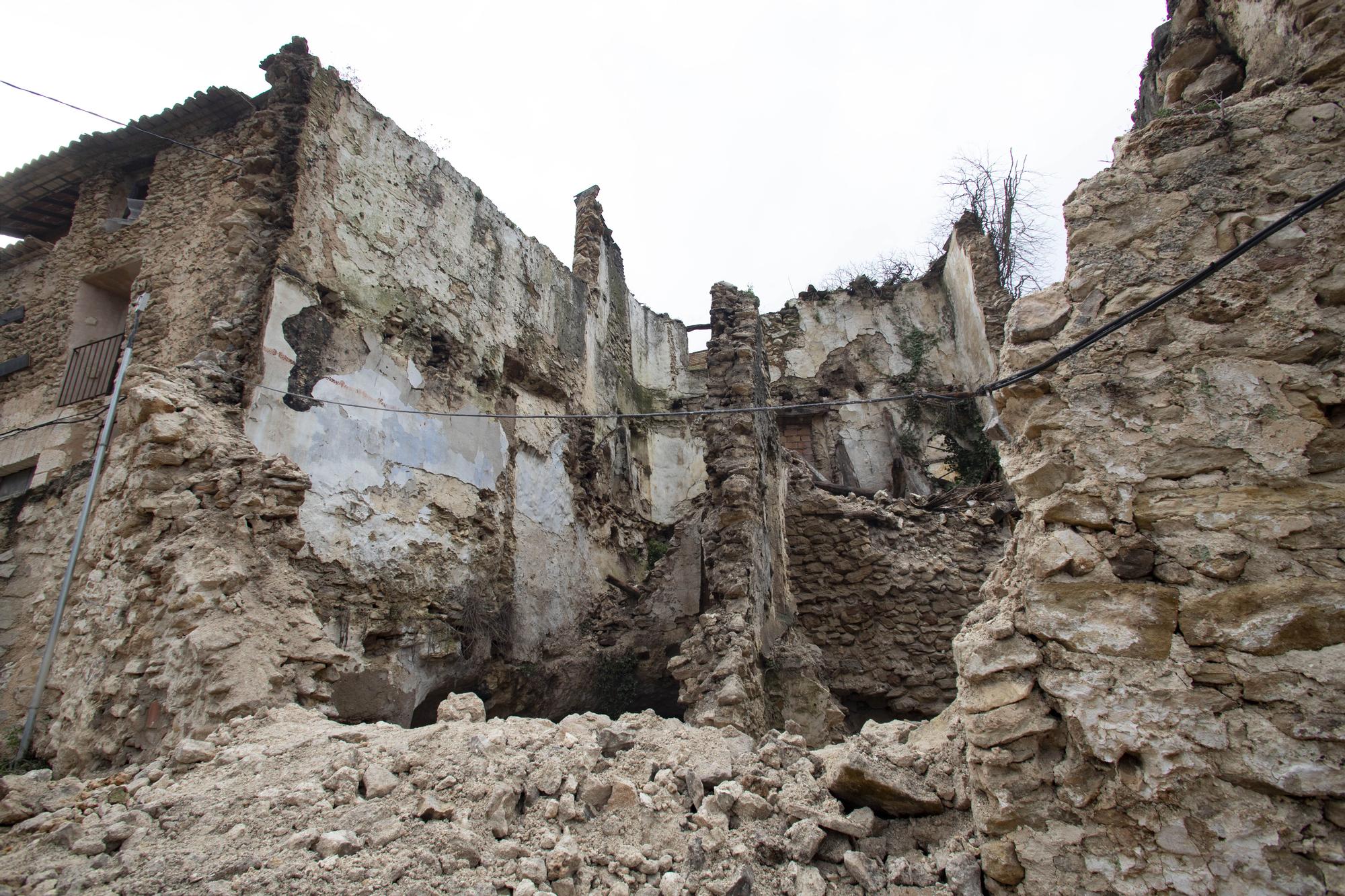 Se derrumba una casa del Barri Medieval de Bocairent