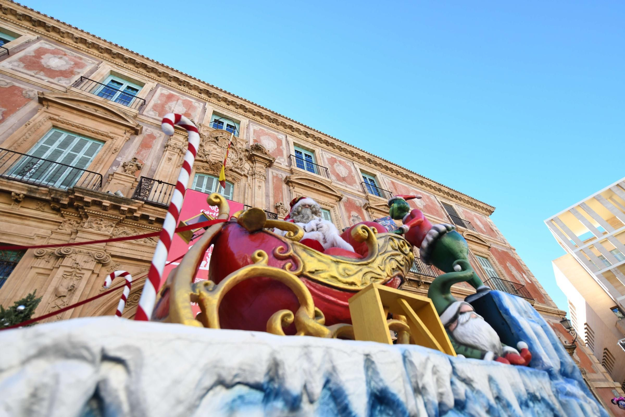 Las mejores imágenes del desfile de Papá Noel en Murcia