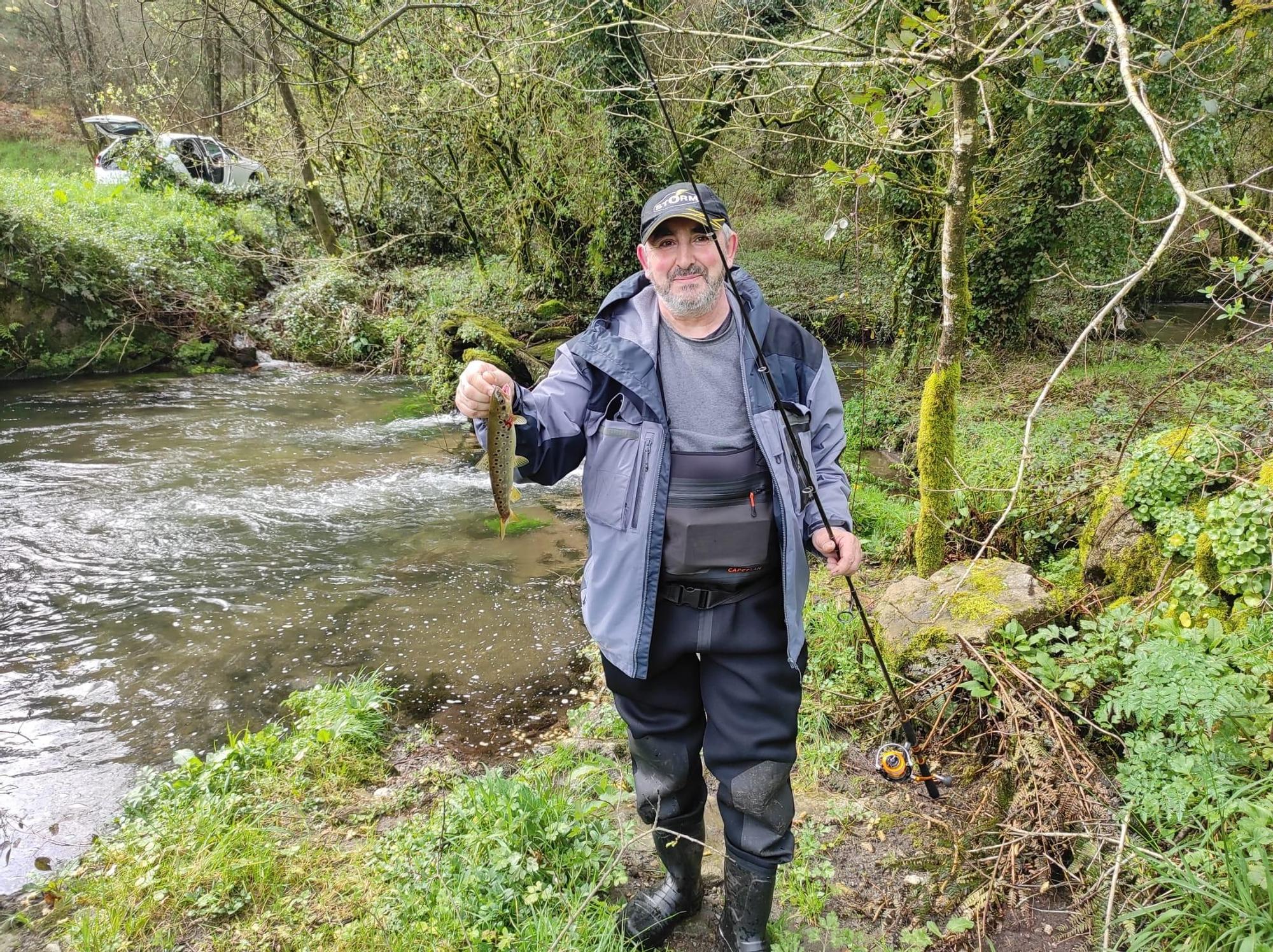 La temporada de pesca continental ha comenzado, pero solo para la trucha, ya que el salmón y el reo esperarán al 1 de mayo.