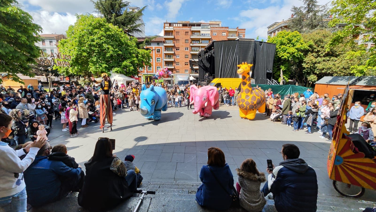 Así está siendo el segundo día de la Folixa na Primavera en Mieres