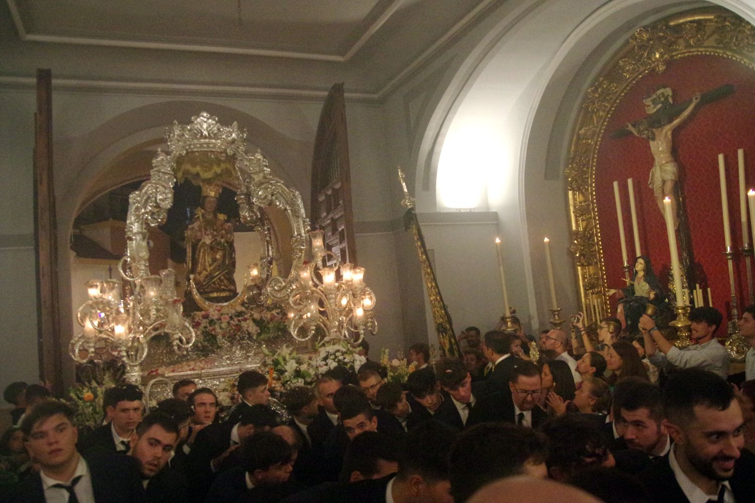 La procesión de la Virgen de la Victoria 2023, en imágenes