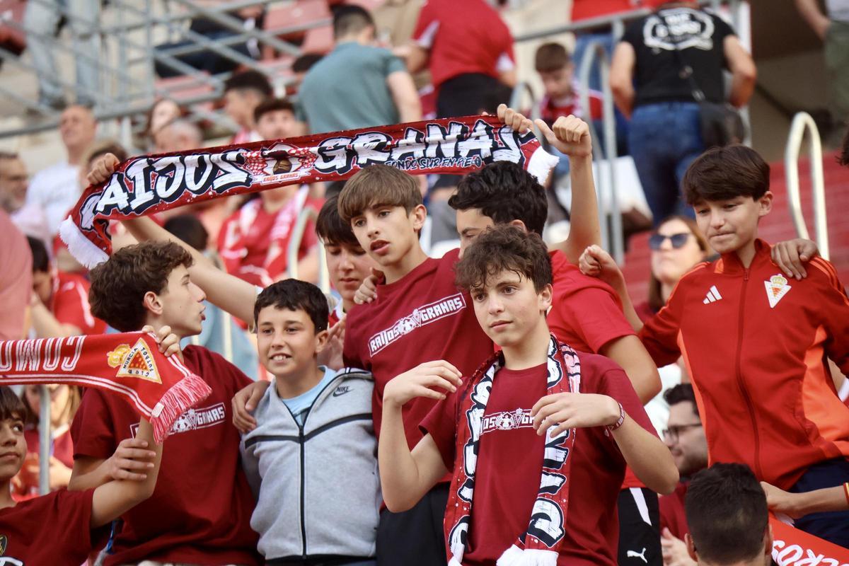 Las mejores imágenes del partido entre el Real Murcia y el Betis B