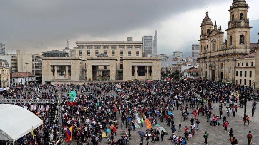 Los profesores colombianos exigen más recursos para la educación pública