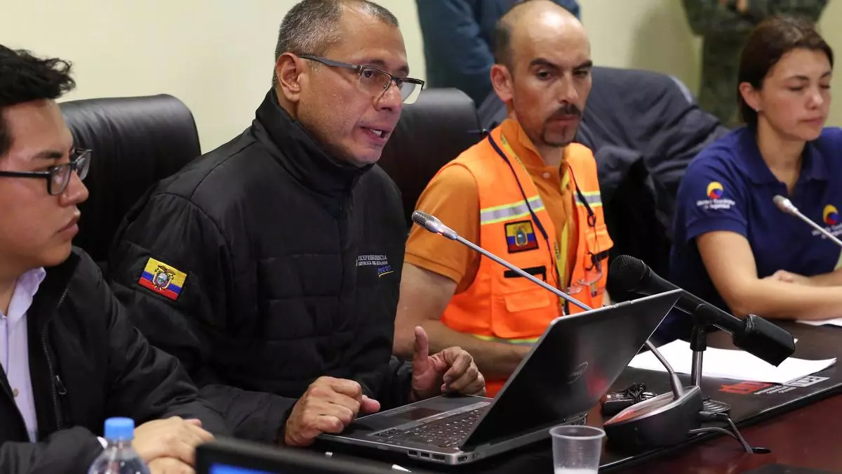 El exvicepresidente Glas sale del hospital y vuelve a cárcel de máxima seguridad de Ecuador