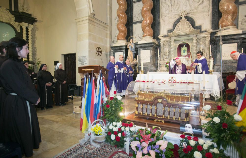 El obispo de la Diócesis de Orihuela-Alicante, Jesús Murgui, ha presidido la Santa Misa Jubilar.