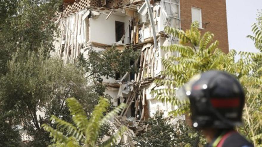 Se viene abajo parte del edificio desalojado esta madrugada en Madrid