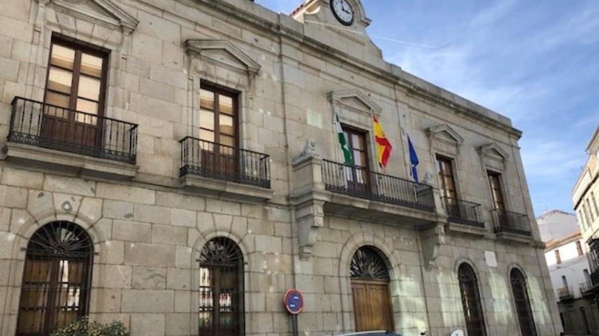 Imagen del edificio del Ayuntamiento de Pozoblanco.