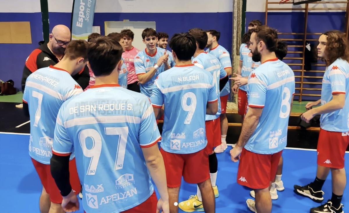 El Balonmano Mislata se trae un punto de Mallorca para despedir el año arriba.