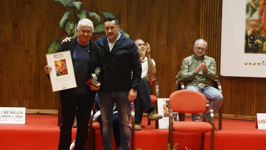 Víctor Manuel en la entrega de los premios Primero de Mayo de UGT: "Lo único que me ha movido es hacer el trabajo cada vez un poco mejor"
