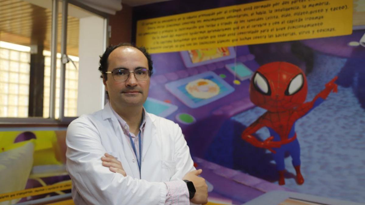 Joaquín Fernández Ramos, especialista en Neuropediatría del hospital universitario Reina Sofía.